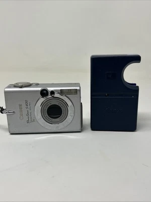 Canon PowerShot S400 4.0 Digital Elph 4.0MP Camera Charger And Battery READ - Image 1 of 4