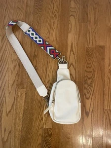 Anthropologie Urban Originals Ivory Leather Sling Bag Small Cross Body - Picture 1 of 12