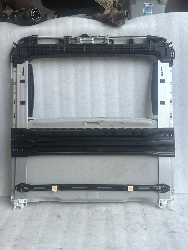 2013 2014 2015 LEXUS ES300H SUNROOF PANEL TRACK WITH SHADE - Image 1 of 4