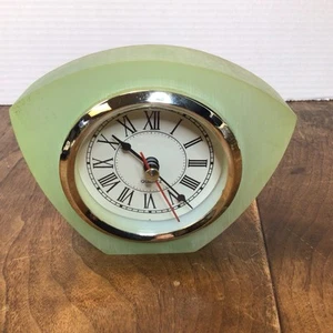 Vtg. Green Resin Clock with Quartz Movement from International Silver Co - Picture 1 of 8