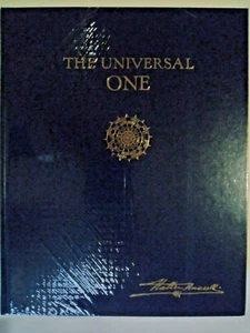 The Universal One von Russell, Walter, brandneu, kostenloser Versand in die USA - Bild 1 von 6