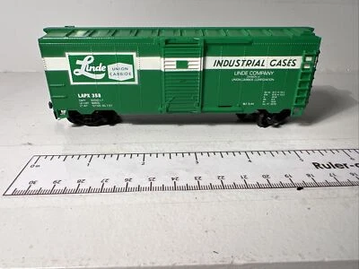 Life-Like 40’ Boxcar Linde Union Carbide Industrial Gases LAPX #358 HO Scale - Image 1 of 4