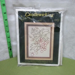 CANDLEWICKING PATTERN vineyard Grapes decoration 5” x 7” craft 1980s muslin yarn - Picture 1 of 2
