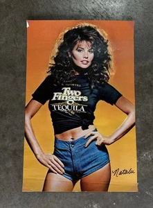 Vintage 1982 Two Fingers Tequila Werbung Bier Poster sexy "Natalie" 20x13 - Bild 1 von 11