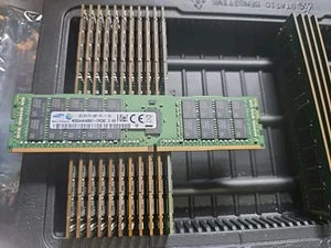 M393A4K40BB1-CRC 32GB DDR4-2400T ECC Reg Server Memory 2400T - Photo 1/1