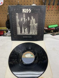 Kiss - Dressed to Kill LP Casablanca NBLP 7016 1975 Pressing - Picture 1 of 7