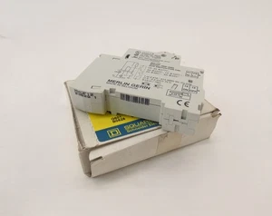 Interruptor auxiliar disyuntor Schneider Electric 27118 12-24V - ¡NUEVO excedente! - Imagen 1 de 6