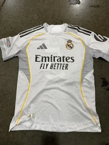 Real Madrid 2025/2026 Home Player Version Jersey • Mbappé - Special Sale - Picture 1 of 3