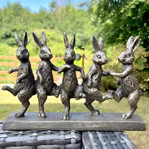 Fünf tanzende Hasen Skulptur Bronzeoptik Harz Tier Hase Figur Ornament - Bild 1 von 6