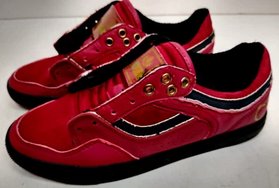 COOGI Cuero Rojo/Negro Borde, Australia Talla 8, Sin Cordones Foto 1 de 4