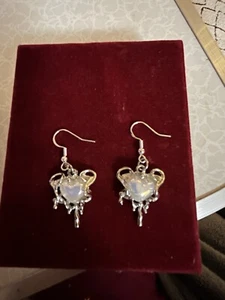 Earrings Faux Heart Pearls 925 hallmarked Sterling Silver Hooks Free Gift Bag - Picture 1 of 5