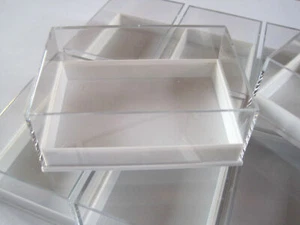 10 Stück: 80x55x32 mm Dosen für Mineralien Sammelkasten Mineraliendosen Sammlung - Picture 1 of 3