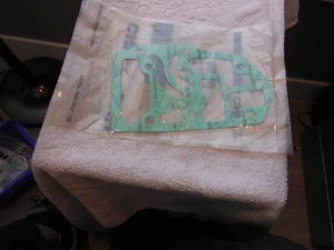 Genuine CNH Case New Holland 81208A1 Power Train Gasket - Picture 1 of 2