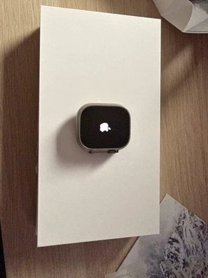 Apple Watch Ultra 2 Titan Trail Loop Blau/Schwarz M/L - Bild 1 von 4