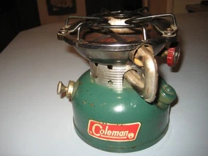 Estufa de campamento de un solo quemador Coleman 502 vintage 6-69 sin probar - Imagen 1 de 16