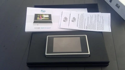 Flip Video Slide HD S1240W 16GB White USB IN ORIG BOX CISCO - Image 1 of 4