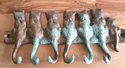 Porta llaves de gato vintage latón macizo metal ganchos para llaves gatito montaje en pared pátina Foto 1 de 4