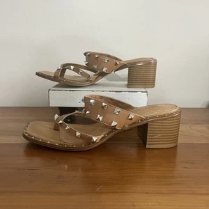 Women’s Madden Girl Ridley Tan Sandals Size 10 Block Heel Silver Spikes Studs - Picture 1 of 5
