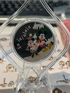 2024 Disney Season's Greetings - Merry Christmas Coin - 1oz SIlver Proof Coin - Picture 1 of 4