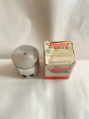 Yamaha AT2/CT2 1972, 1973 Yamaha AT3/CT3 piezas originales pistón estándar OEM  Foto 1 de 4