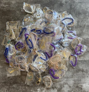 fashion jewelry bracelets lots wholesale 149 items - Picture 1 of 5