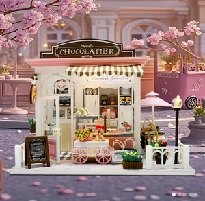 Miniature Dolls House "chocolate Shop” with lights Craft Kit - Picture 1 of 4