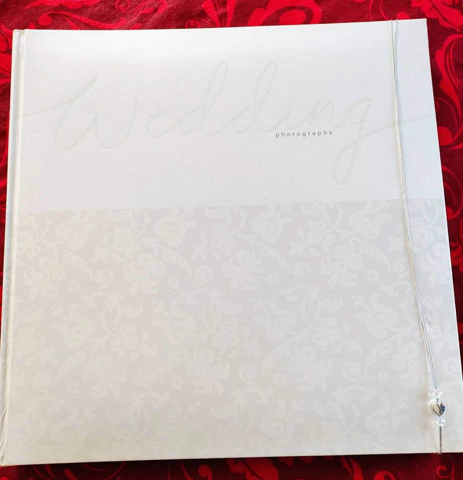 Wedding Photograph Album 30 X 30cm - Image 1 of 1