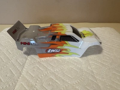 Losi LOS210015 Gray / White Body : Mini-T 2.0 - Image 1 of 4