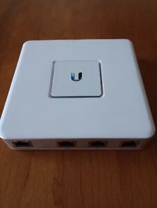 Ubiquiti Networks USG 1000Mbps UniFi Security Gateway