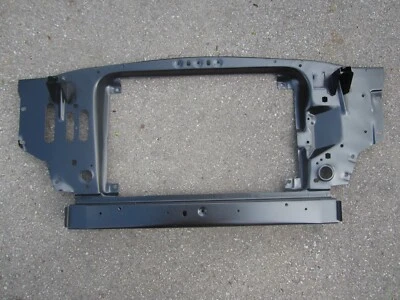 Suporte de radiador 67-68 Ford Mustang com Crossmember SCOTT DRAKE C7ZZ-16138-WCM - Imagem 1 de 4