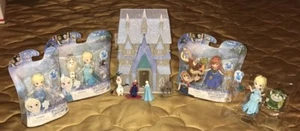 DISNEY FROZEN ARENDELLE'S MINI SPARKLING CASTLE PLAYSET &  LITTLE KINGDOM FIGURE - Picture 1 of 12
