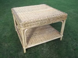 Beistelltisch, Couchtisch, aus Holz und Rattan, 72cm x 72cm x 52cm - Picture 1 of 3