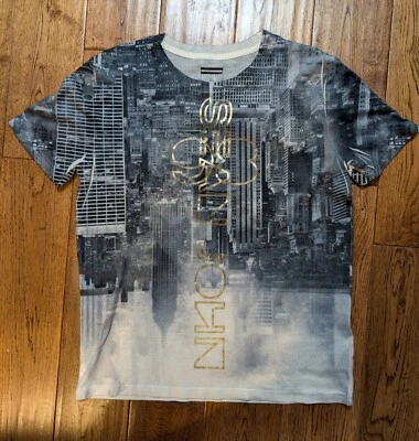 Sean John NYC Skyline T 恤,尺寸 XL — 第 1/4 张图片