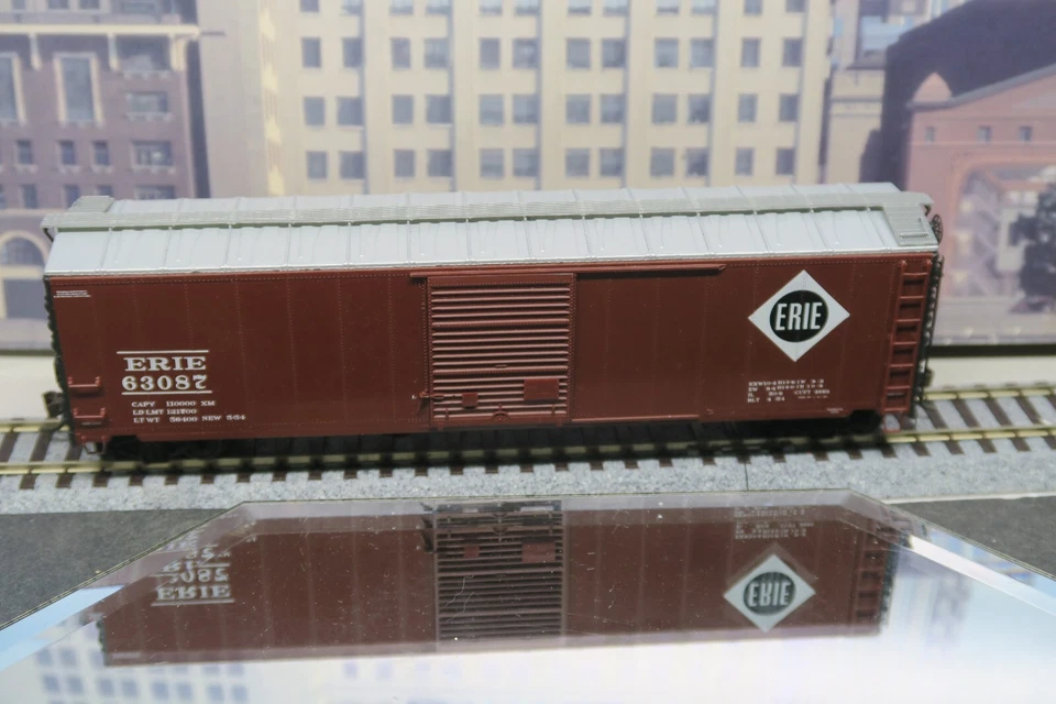 BRANCHLINE BLUEPRINT SERIES HO SCALE ERIE 63087 50' AAR BOX CAR ! PLEASE READ! - Image 1 of 4