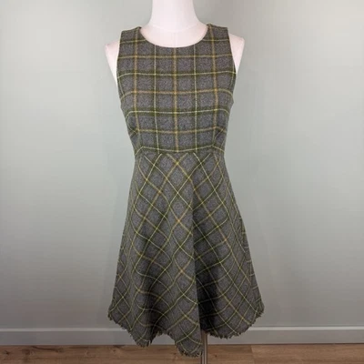 全新带标签 Banana Republic 灰色和绿色格子羊毛迷笛连衣裙,学院风经典秋季 8 码 — 第 1/4 张图片