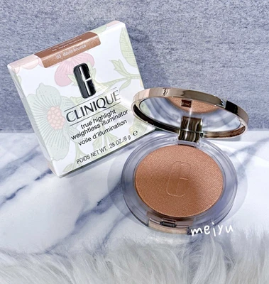 ~03 Daylit Bronze~Clinique True Highlight Iluminador Sin Peso, 8g, Nuevo En Caja Foto 1 de 4