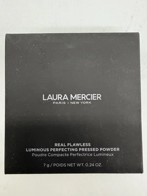 Laura Mercier Real Flawless Luminous Perfecting Pressed Powder -Translucent Deep - Image 1 of 2