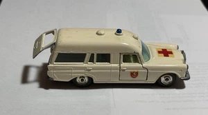 Vintage 1960's LESNEY MATCHBOX KINGSIZE K-6 MERCEDES BENZ AMBULANCE - Picture 1 of 4