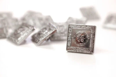 Square 18mm Chrome Prince Charlie, Argyll, Crail Kilt Jacket Buttons Bag of 12 - Image 1 of 3