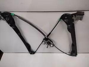 2000 - 2007 FORD FOCUS MANUAL DOOR WINDOW REGULATOR Driver SIDE FRONT - Picture 1 of 3
