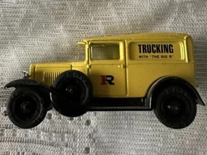 ERTL 1930 Chevrolet Series AD 1/2-Ton Deluxe Delivery Truck Yellow Toy Car - Picture 1 of 10