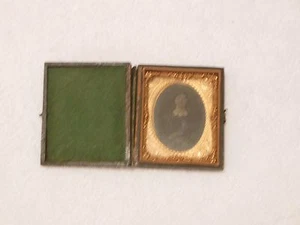 ANTIKE MINIATUR DAGUERREOTYPIE PORTRAIT FOTO ANDENKEN 1860er Bürgerkriegszeit - Bild 1 von 12