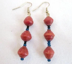 Tropfen Hänger 2,5" Ohrring Adobe Farbe Recyclingpapier Perlen schwarzer Akzent Golddrähte - Bild 1 von 2