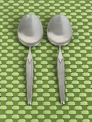 Cosmos CSM34 Stainless 2 Teaspoons Satin 18-8 Japan Flatware - 6" - Image 1 of 4