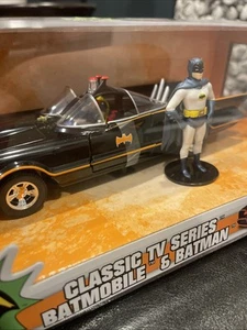 Jada Batman 1966 Batmobile W Robin - Picture 1 of 7