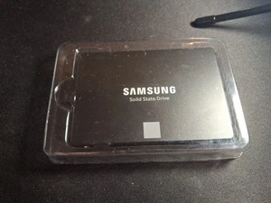 Samsung 860 EVO 1TB SATA 2.5in SSD - Afbeelding 1 van 5