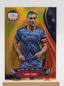 2024 Topps MLS James Sands Home Of The Brave Gold Refractor /50 BR-8 - Bild 1 von 2