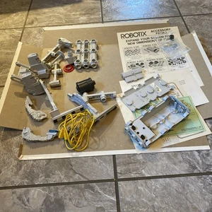 Vintage 1984 Robotix Series R-230 Battery Box With other Parts - Picture 1 of 15