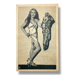 c.1950 Risqué Cabaret Pin-Up Card Latin American Performer Burlesque Stage Glam - Picture 1 of 3