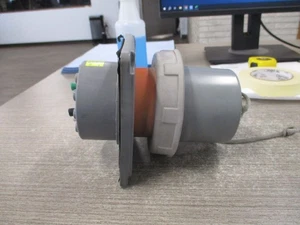 Hubbell Reverse Service Inlet 4100B12W 100A 125/250V W/Cover Used - Picture 1 of 7